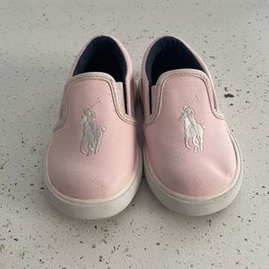 Toddler pink shoes